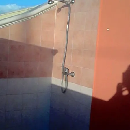 Casa Vacanze Celeste בית נופש אוג'נטו